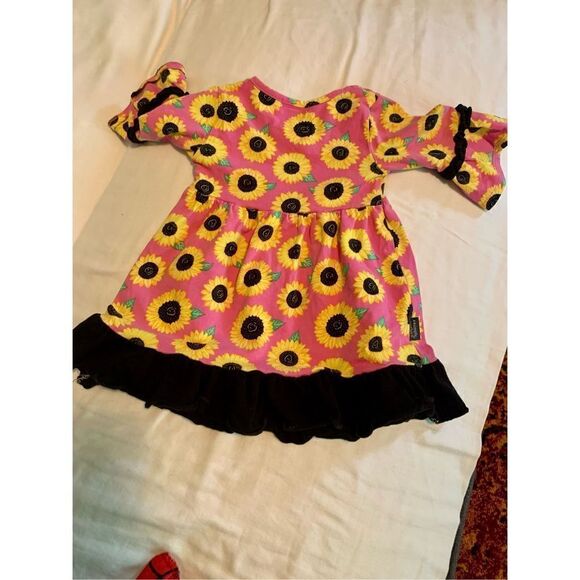 Simply Southern Sunflower Dress - Picture 2 of 5